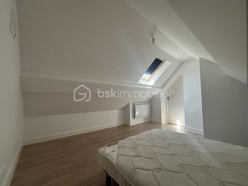 Maison - 96 m² - 5 pièces