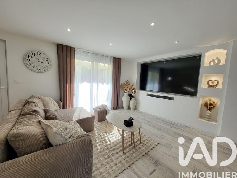 Maison - 99 m² - 5 pièces