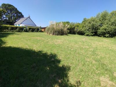 Terrain constructible - 685 m²