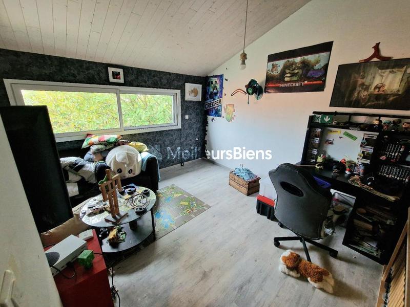 Maison - 135 m² - 7 pièces