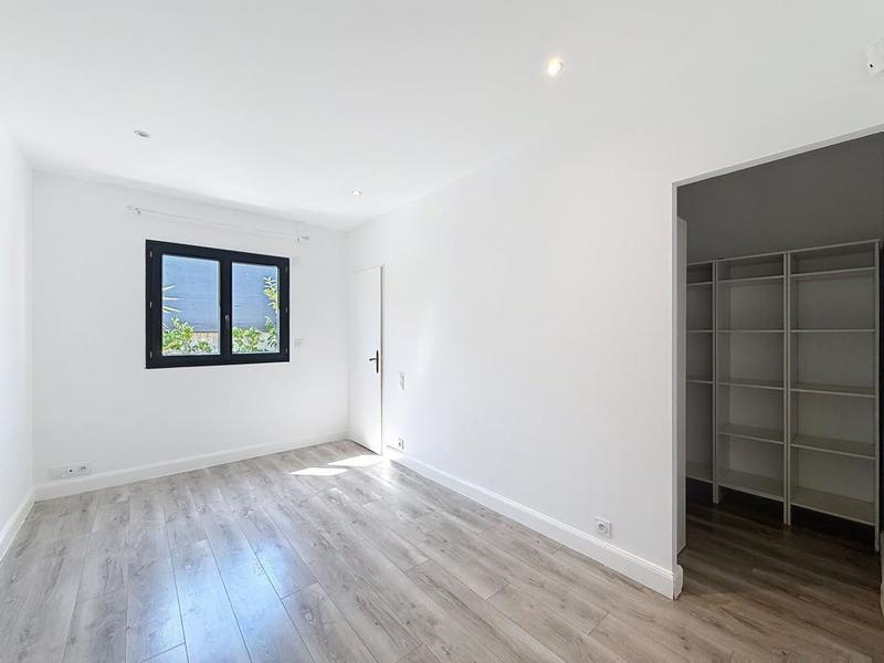 Villa - 200 m² - 5 pièces