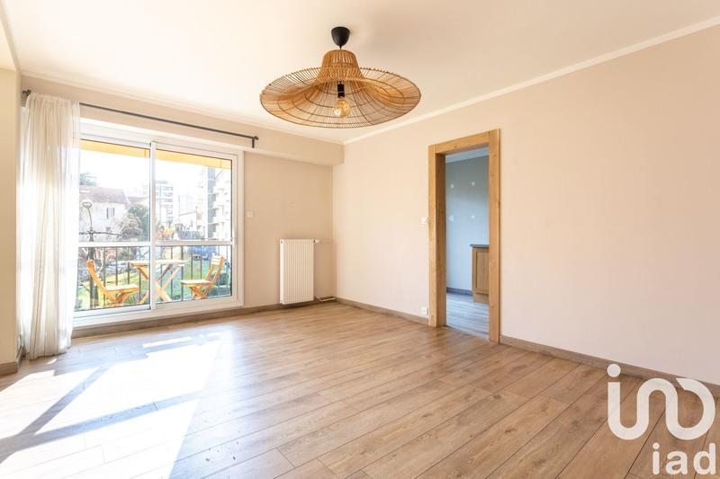 Appartement - 98 m² - 5 pièces