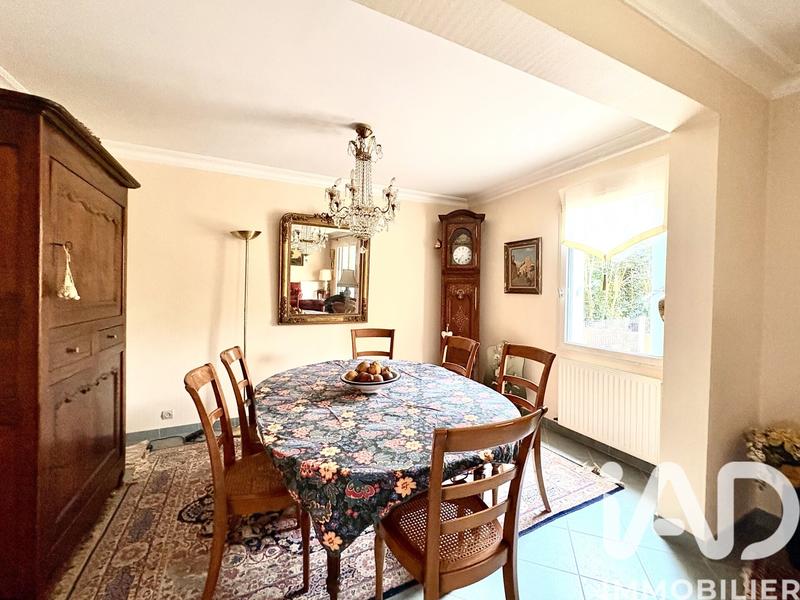 Appartement - 98 m² - 5 pièces