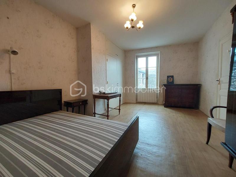 Maison - 95 m² - 4 pièces