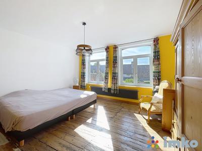 Maison ancienne - 259 m² - 7 pièces