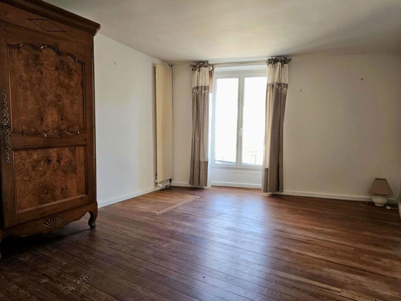 Maison - 278 m² - 11 pièces