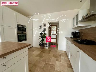 Maison - 143 m² - 5 pièces