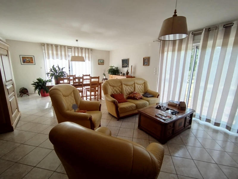 Maison - 166 m² - 5 pièces