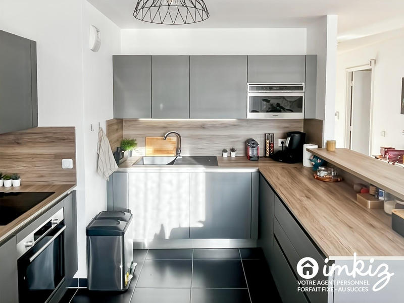 Appartement - 86 m² - 4 pièces