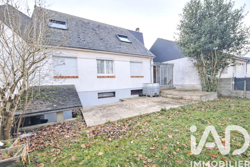 Maison - 138 m² - 7 pièces