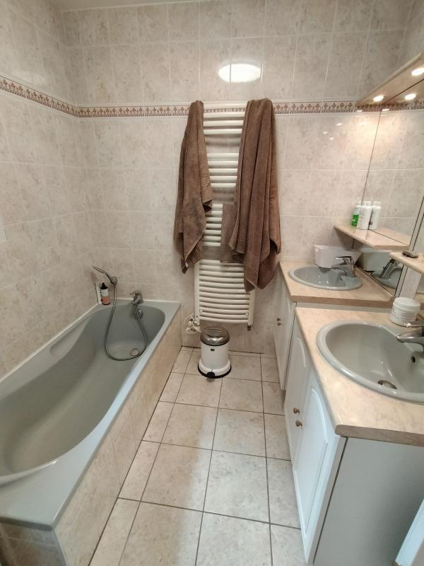 Maison - 138 m² - 5 pièces