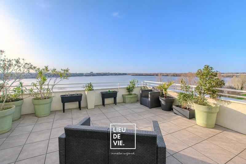 Appartement ancien - 109 m² - 5 pièces