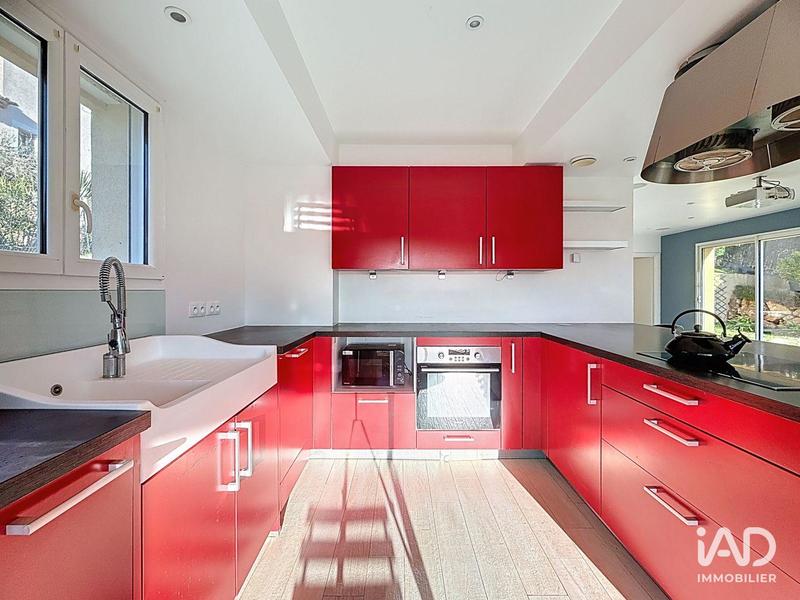 Maison - 167 m² - 7 pièces