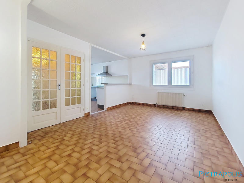 Maison - 80 m² - 4 pièces
