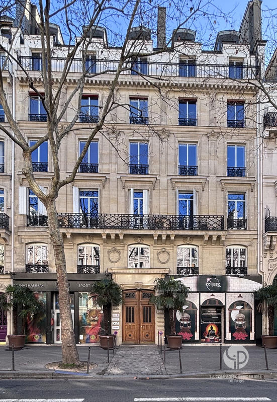 Bureau - 129 m² - 5 pièces