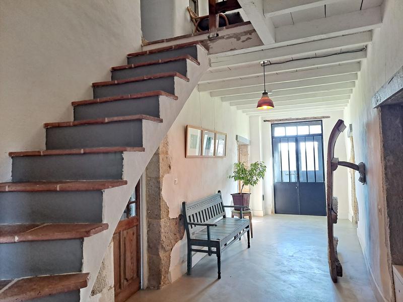 Maison - 430 m² - 12 pièces