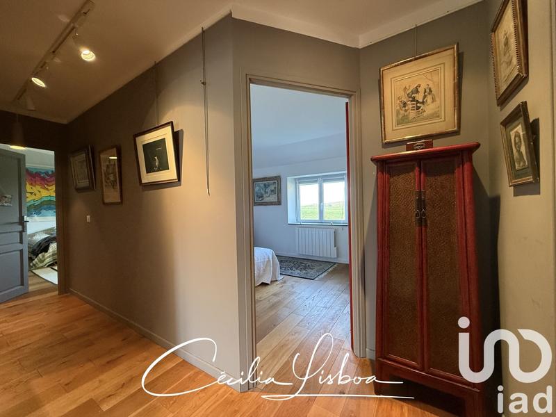 Maison - 257 m² - 5 pièces