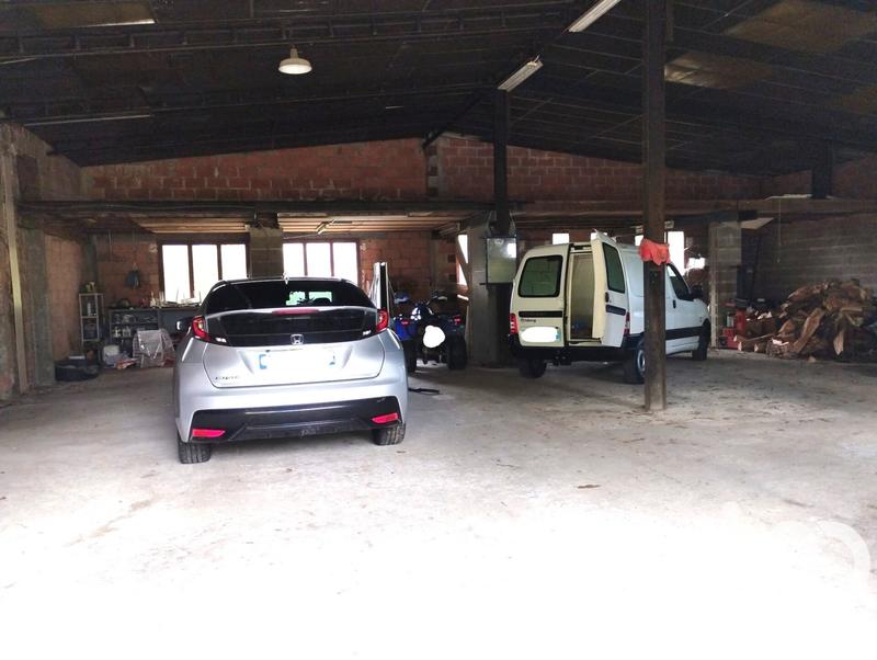 Maison - 195 m² - 9 pièces