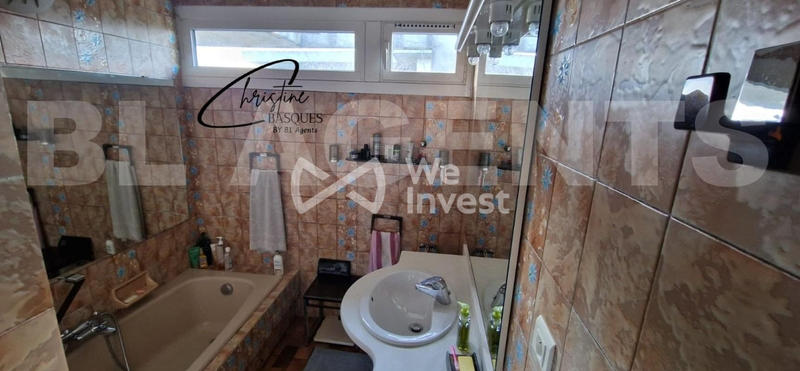 Maison - 90 m² - 5 pièces