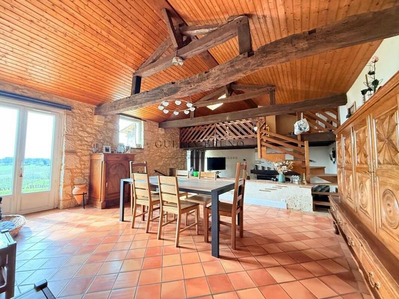 Maison - 133 m² - 6 pièces