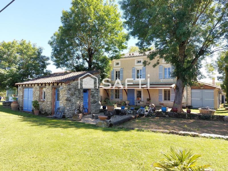 Villa - 634 m² - 21 pièces