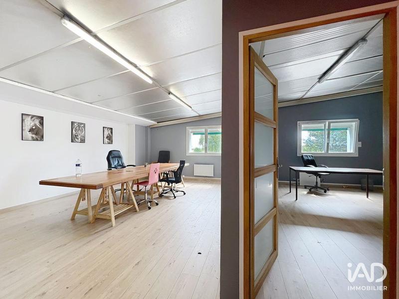 Local commercial - 1 345 m²