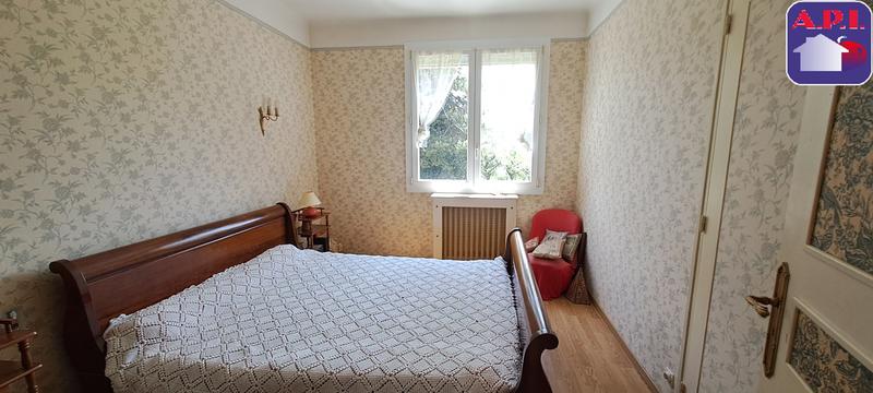 Maison - 220 m² - 8 pièces