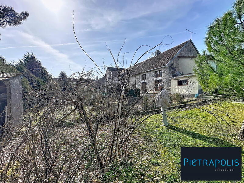 Maison - 260 m² - 8 pièces