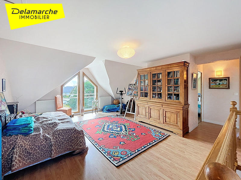 Maison - 168 m² - 7 pièces