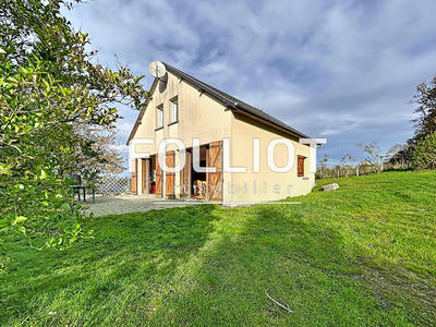 Maison - 98 m² - 5 pièces