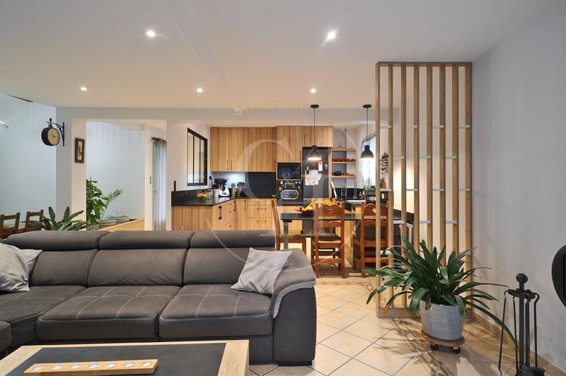 Maison - 178 m² - 5 pièces