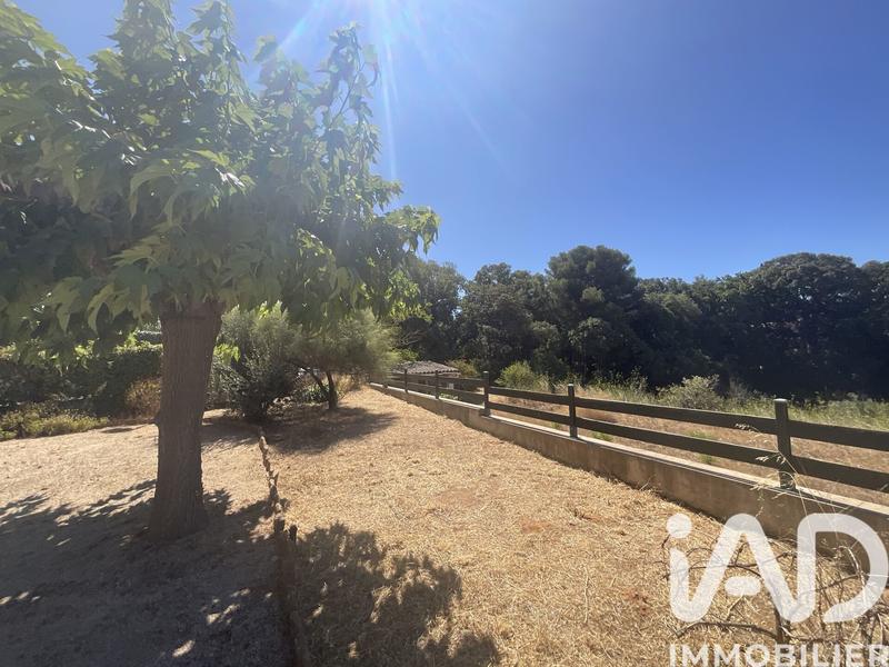 Maison - 211 m² - 7 pièces