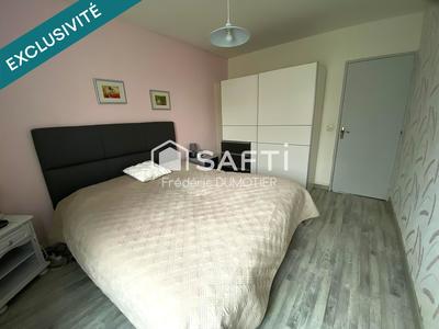 Maison - 93 m² - 4 pièces