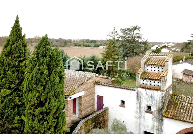 Maison - 137 m² - 7 pièces