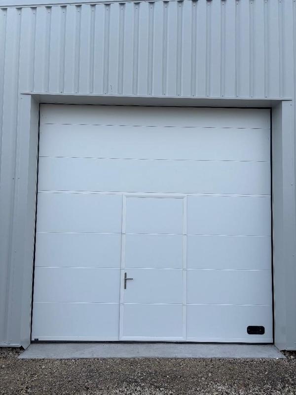 Local d'activités - 165 m²