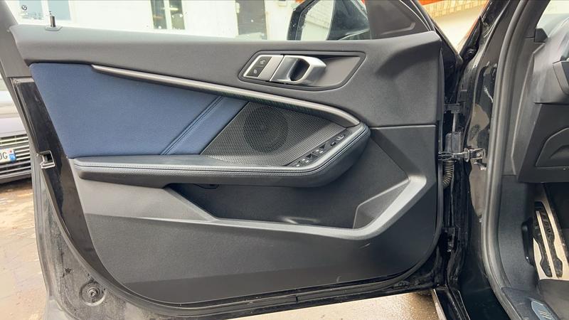 Bmw Série 1 (F40) 116d 116 Dkg7 m Sport