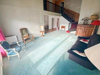 Maison - 189 m² - 8 pièces