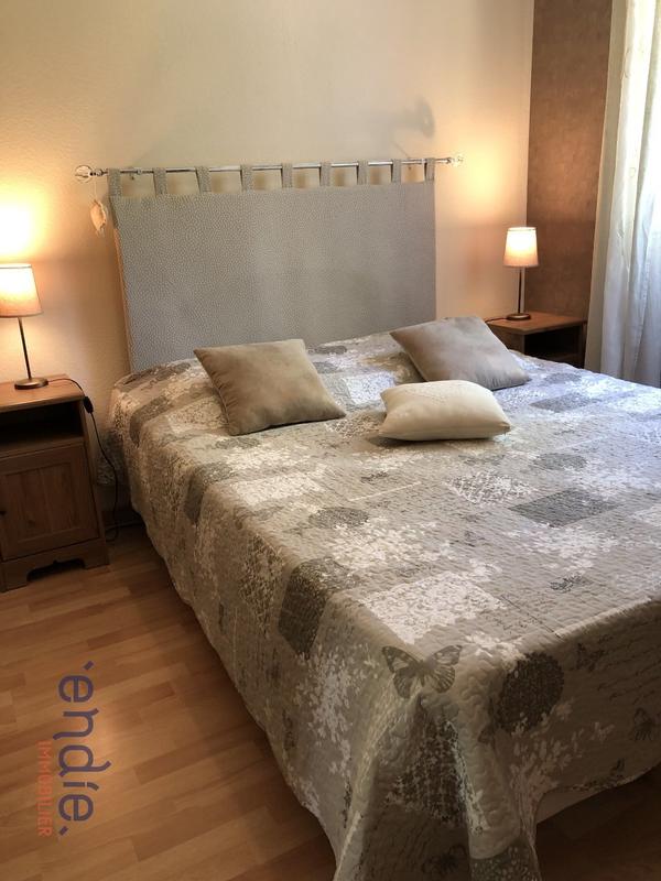 Maison - 239 m² - 10 pièces