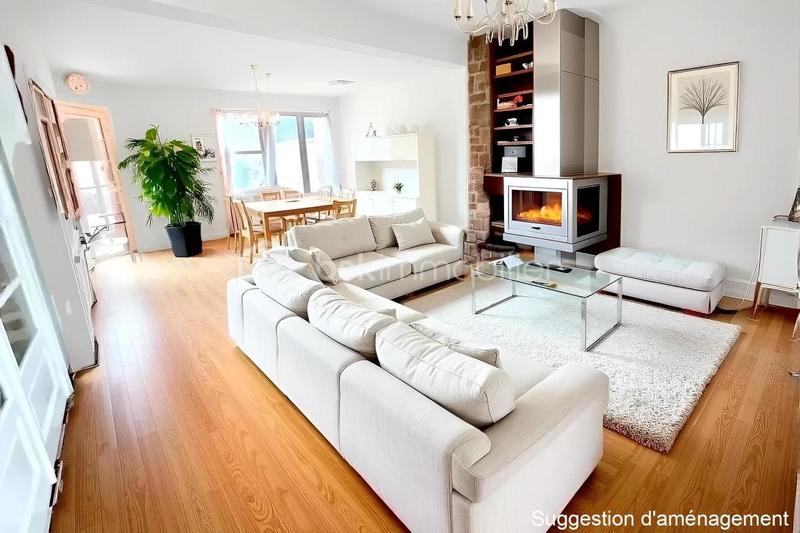 Maison traditionnelle - 107 m² - 4 pièces