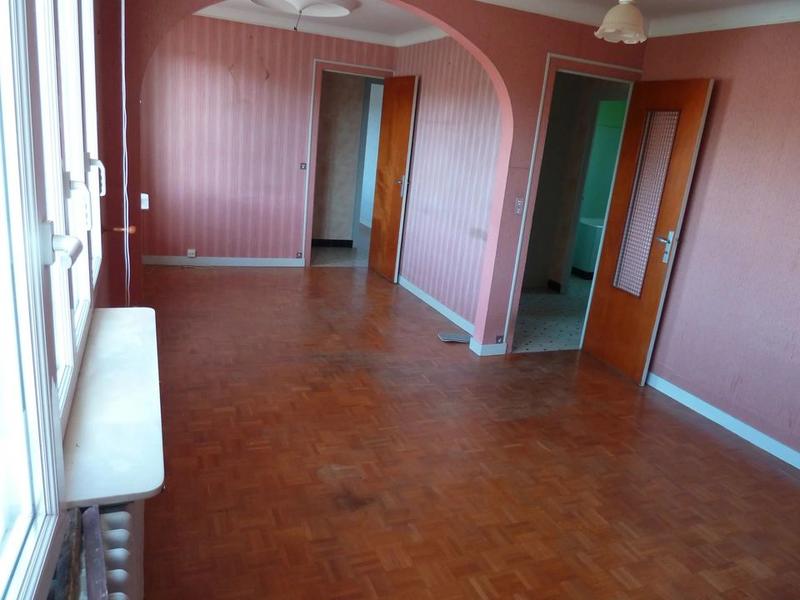 Maison - 77 m² - 5 pièces