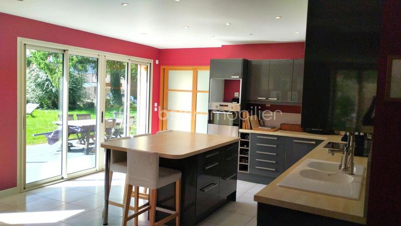 Maison en pierre - 170 m² - 9 pièces