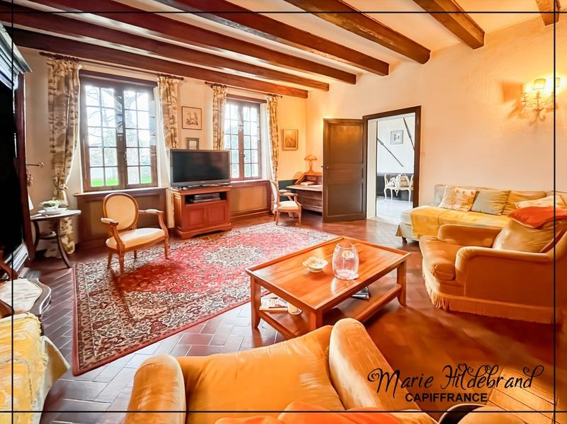 Maison - 200 m² - 6 pièces