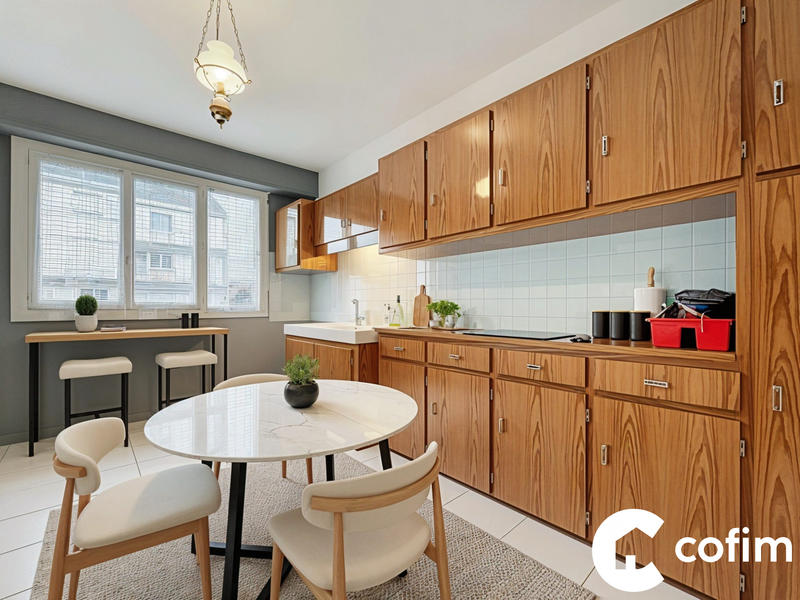 Appartement - 96 m² - 4 pièces