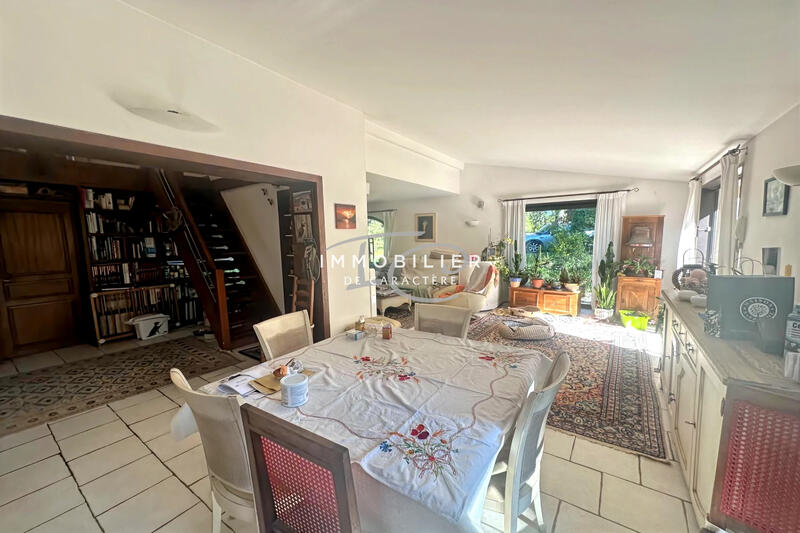 Maison - 170 m² - 6 pièces
