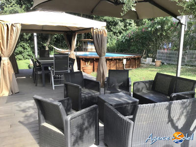 Maison - 230 m² - 5 pièces