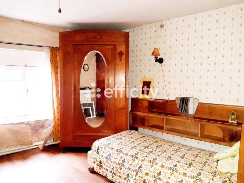 Maison - 99 m² - 4 pièces