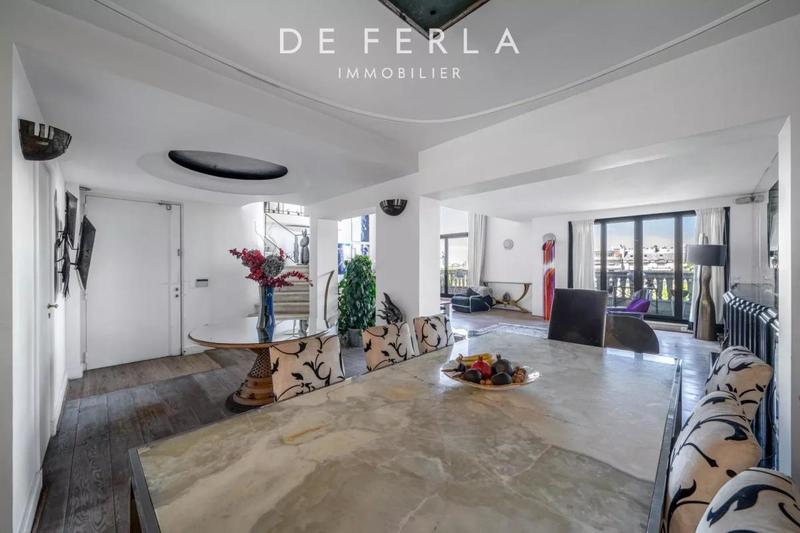 Duplex - 225 m² - 5 pièces