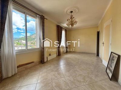 Appartement - 80 m² - 4 pièces