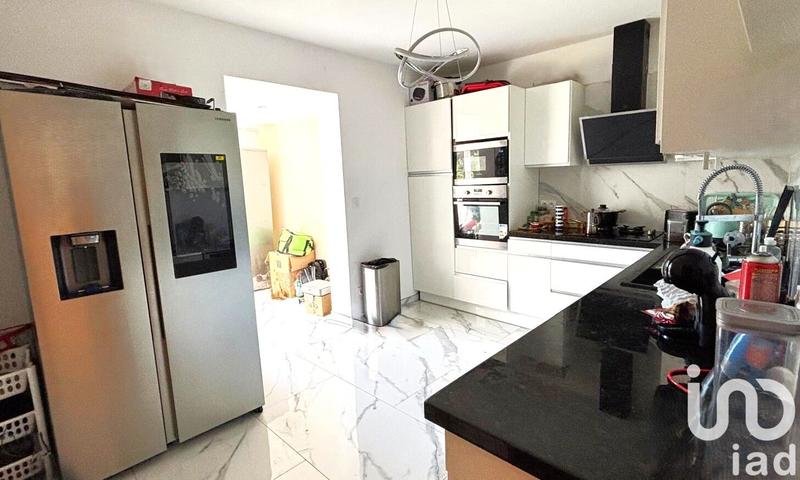 Maison - 485 m² - 27 pièces