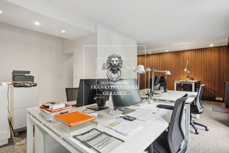 Bureau - 74 m² - 3 pièces